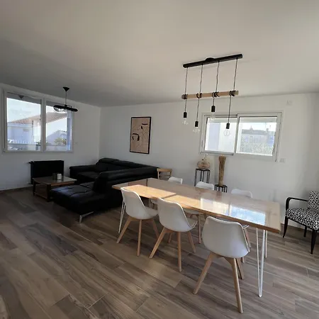Maison De Vacances, Quartier Calme, Jardin, 6 Pers