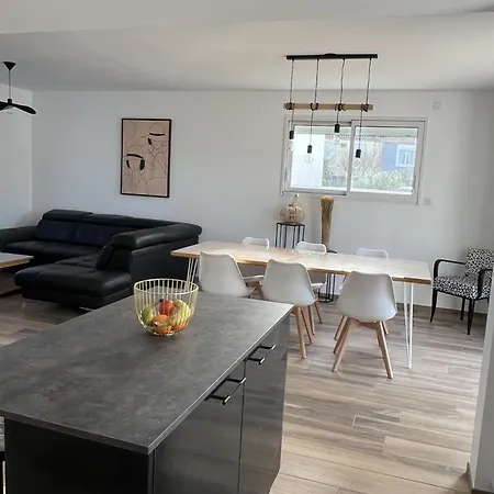 Maison De Vacances, Quartier Calme, Jardin, 6 Pers *